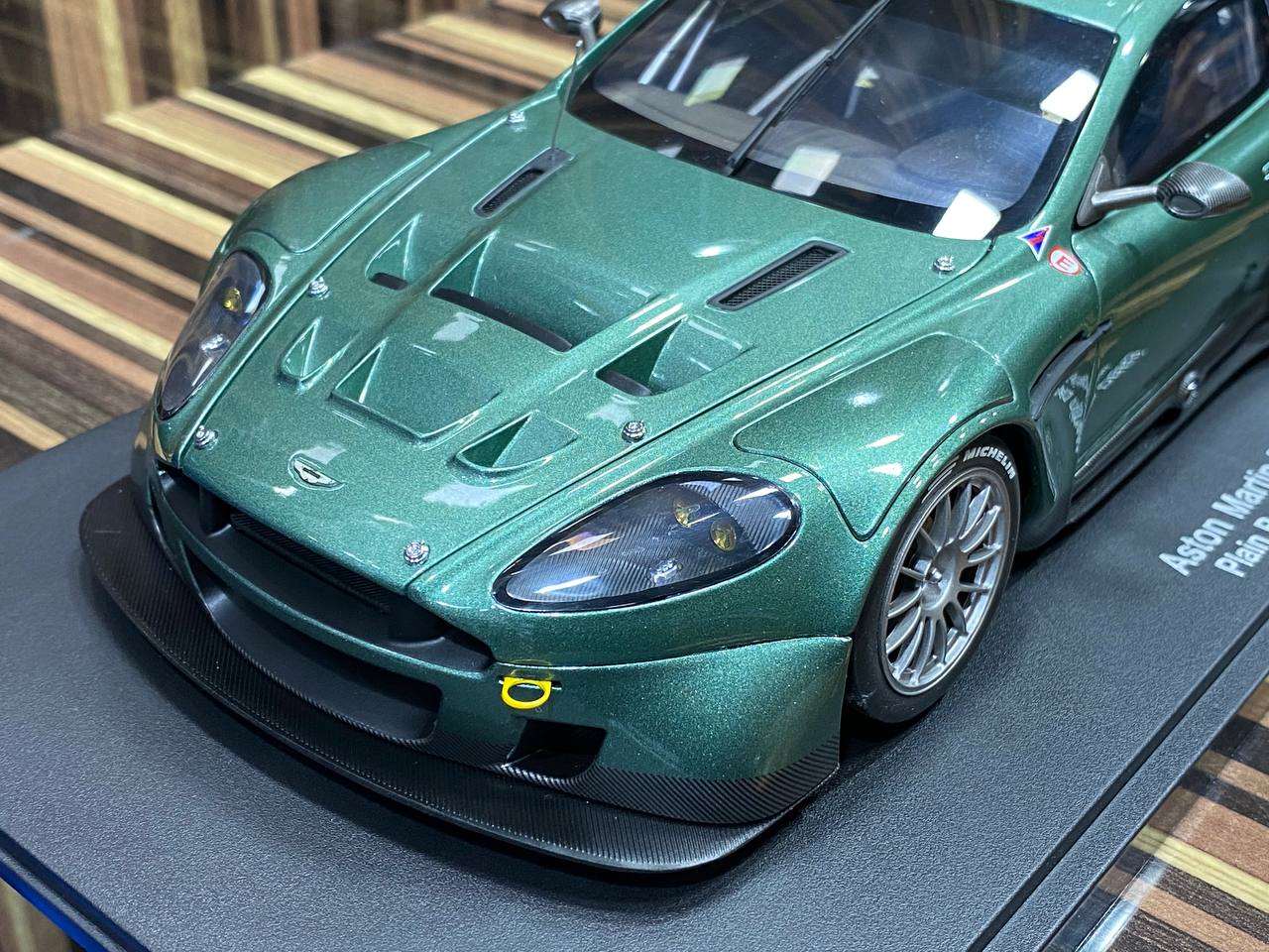 Aston Martin DBR9 1/18 boite - Collection Aston Martin DBR9 1/18 boite - Collection