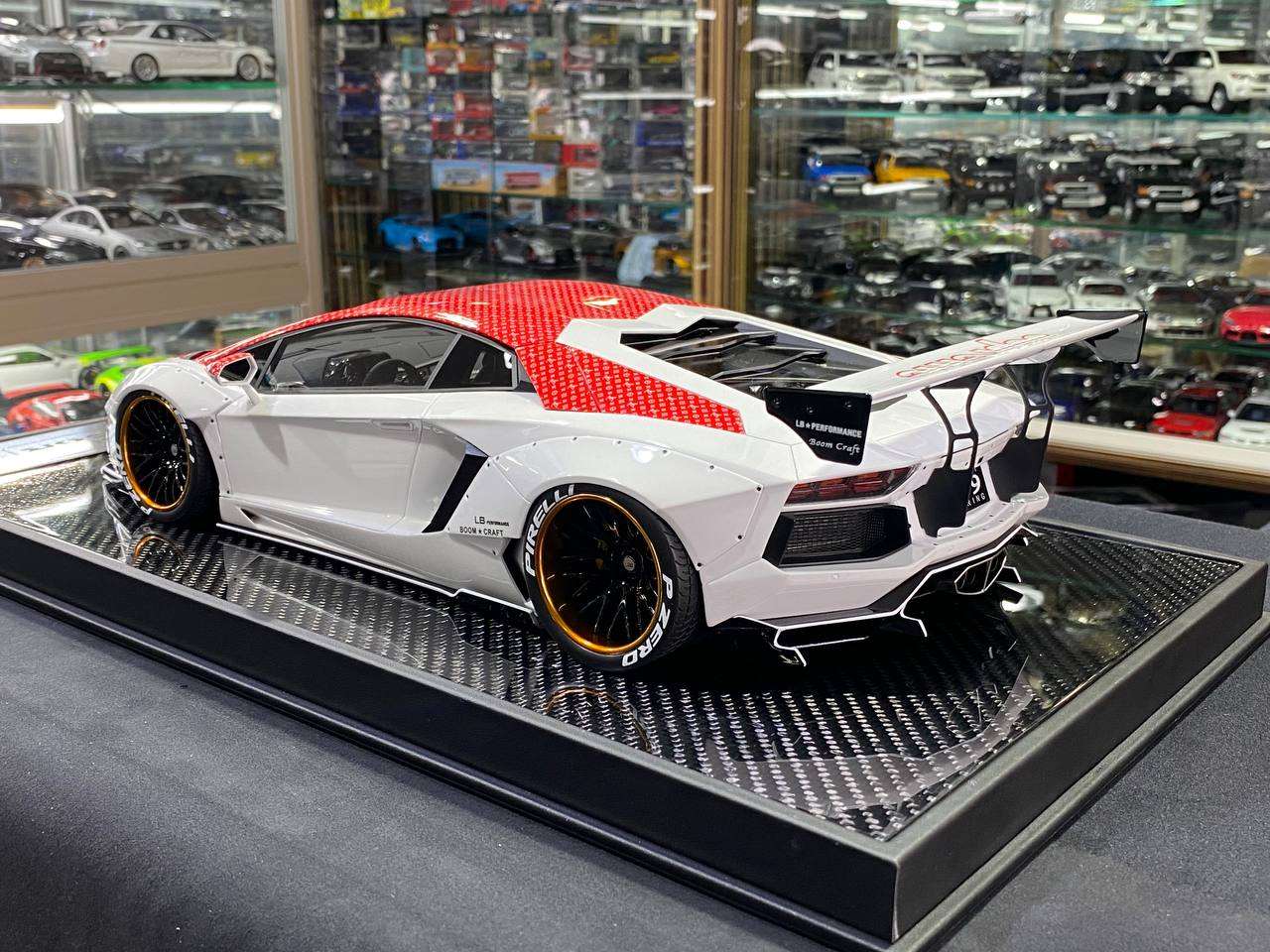 1/12 Resin Lamborghini Aventador LB Performance White Model car by Davis & Giovanni