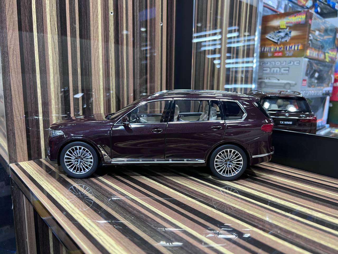 1/18 Diecast BMW X7 Kyosho Scale Model Car