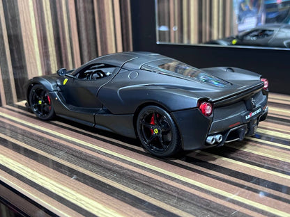 1/18 Diecast Ferrari LaFerrari Bburago Signature Series Scale Model Car - Diecast model car by dturman.com - Bburago
