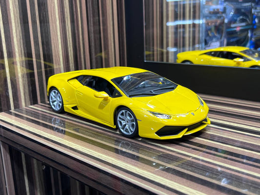 1/18 Diecast Lamborghini Huracan Coupe YellowScale Model Car by Maisto
