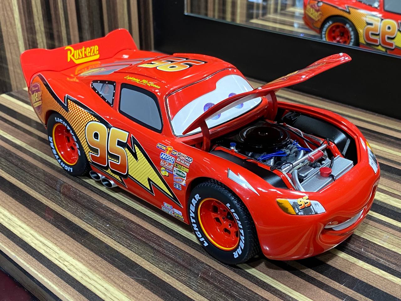 1/18 Diecast Lightning McQueen Red Model Car by Schuco