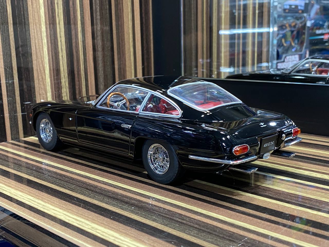 1/18 Resin Lamborghini 400 GT 2+2 Superleggera Black KK-Scale