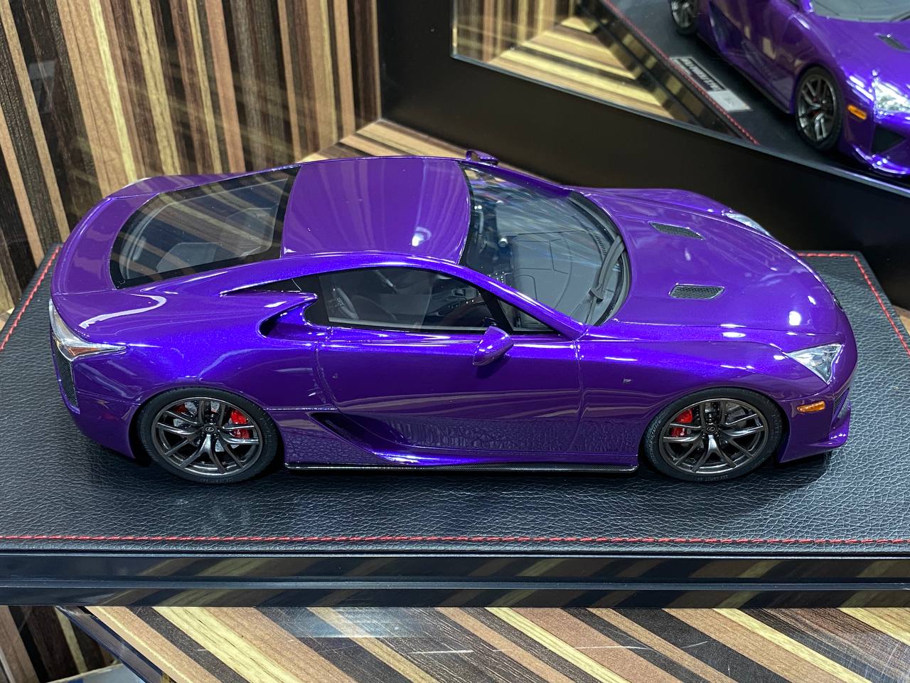 1/18 Diecast Lexus LFA 2012 Purple IVY Models Scale Model Car