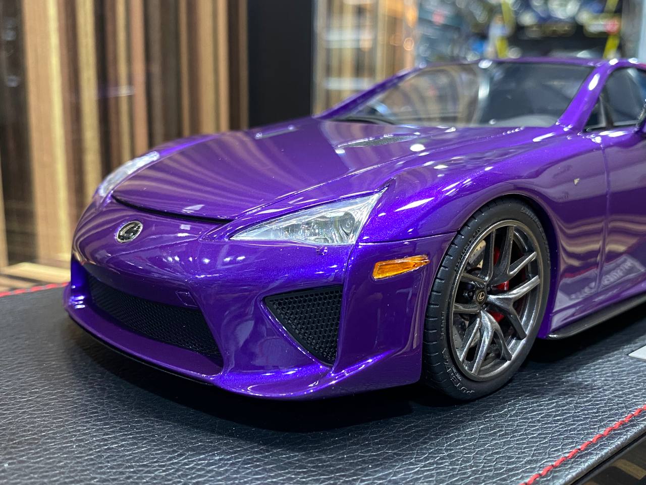 1/18 Diecast Lexus LFA 2012 Purple IVY Models Scale Model Car