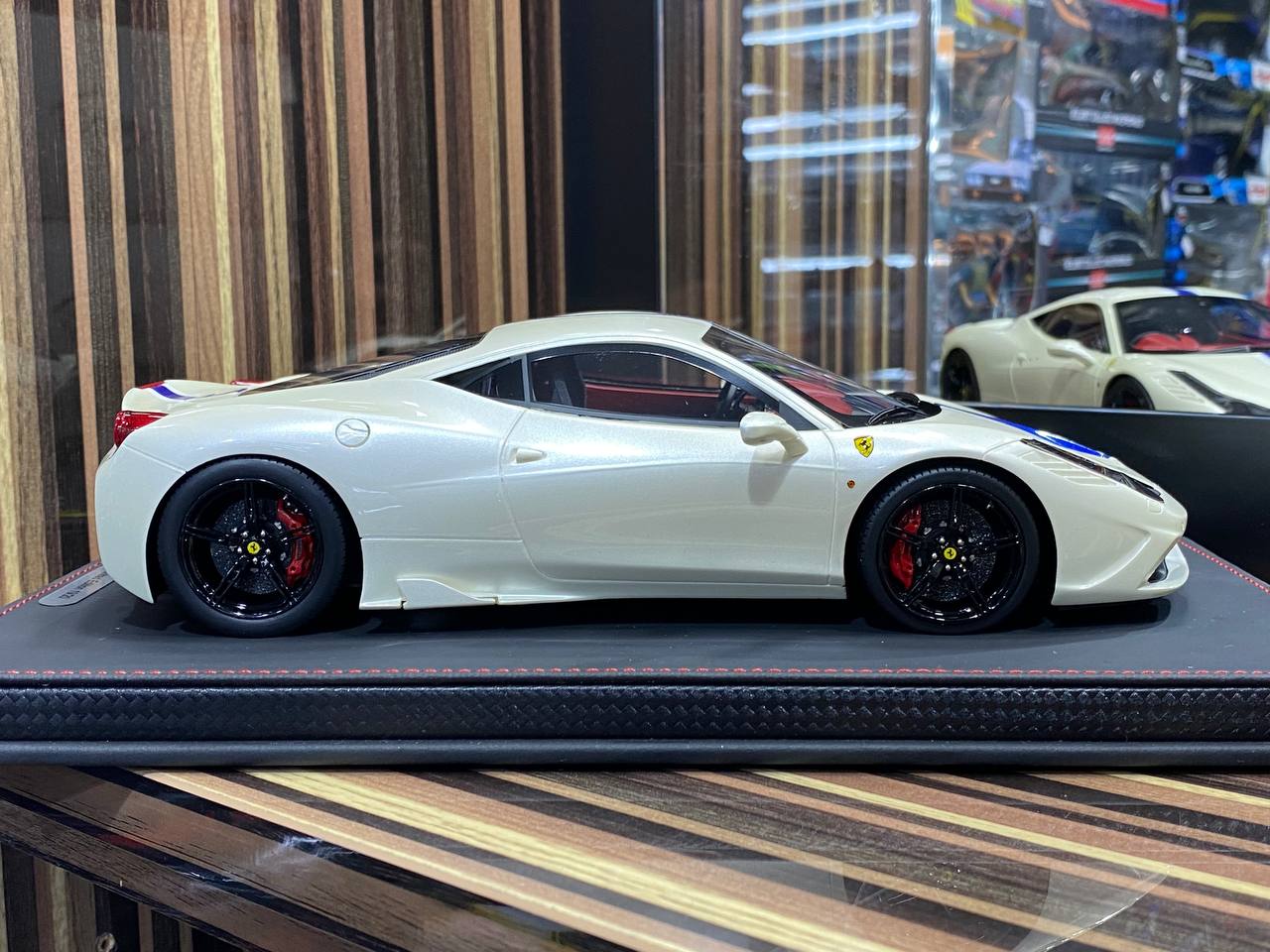 1/18 Resin Ferrari 458 Speciale White BBR Scale Model Car