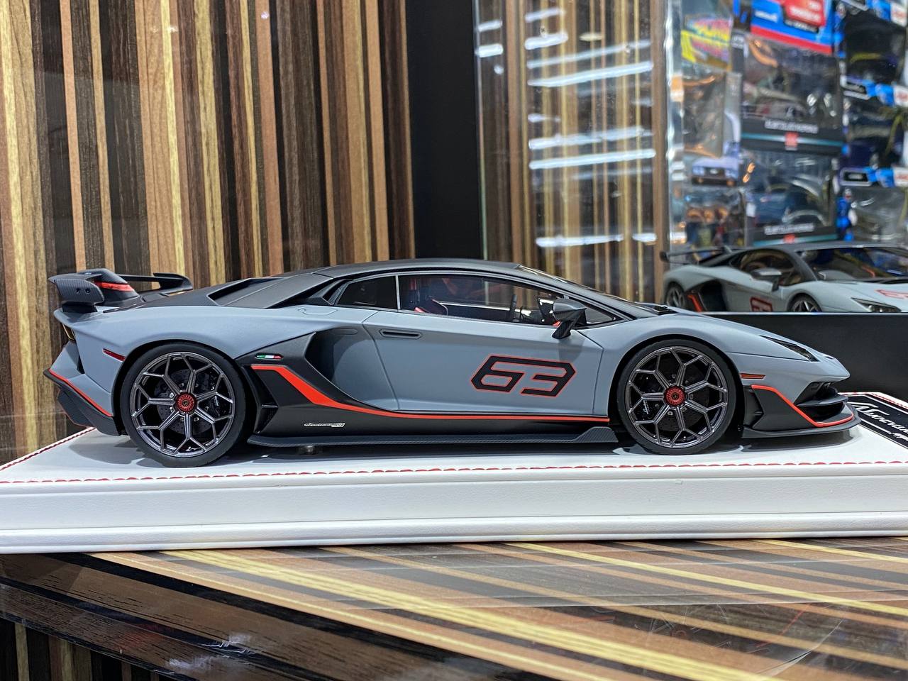 1/18 Resin Lamborghini Aventador SVJ Matt Grey by Davis & Giovanni