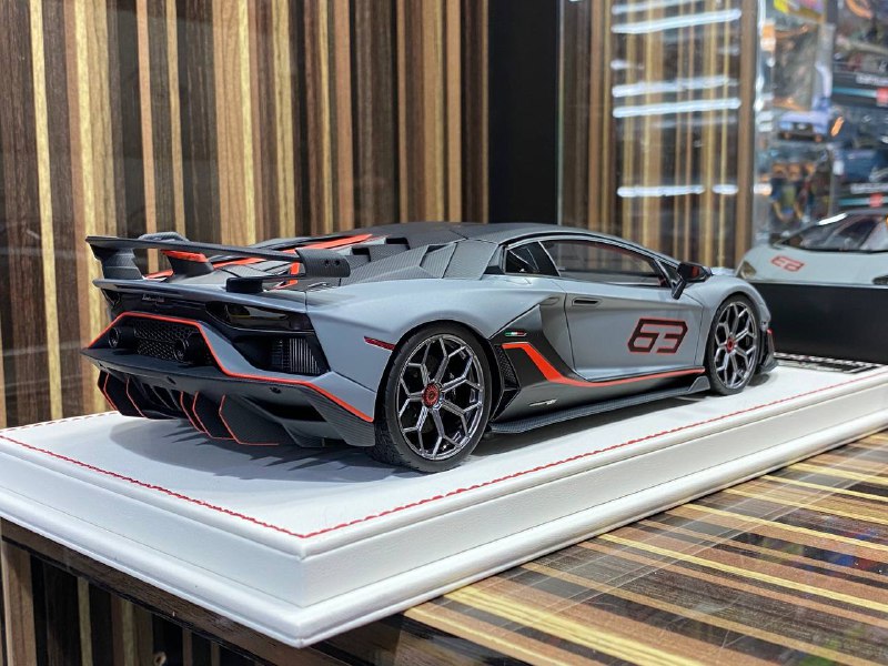 1/18 Resin Lamborghini Aventador SVJ Matt Grey by Davis & Giovanni