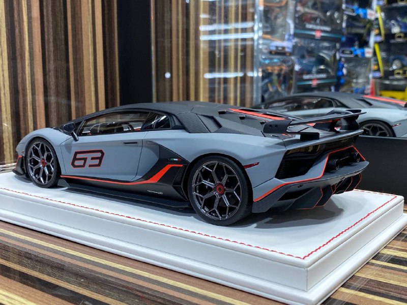 1/18 Resin Lamborghini Aventador SVJ Matt Grey by Davis & Giovanni