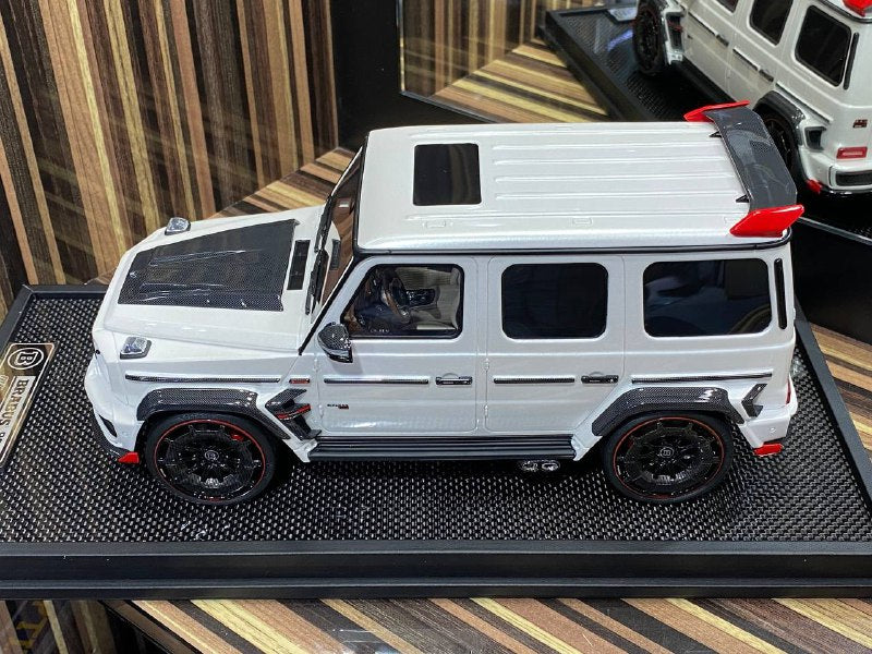 Mercedes-Benz Brabus 900 Rocket MotorHelix