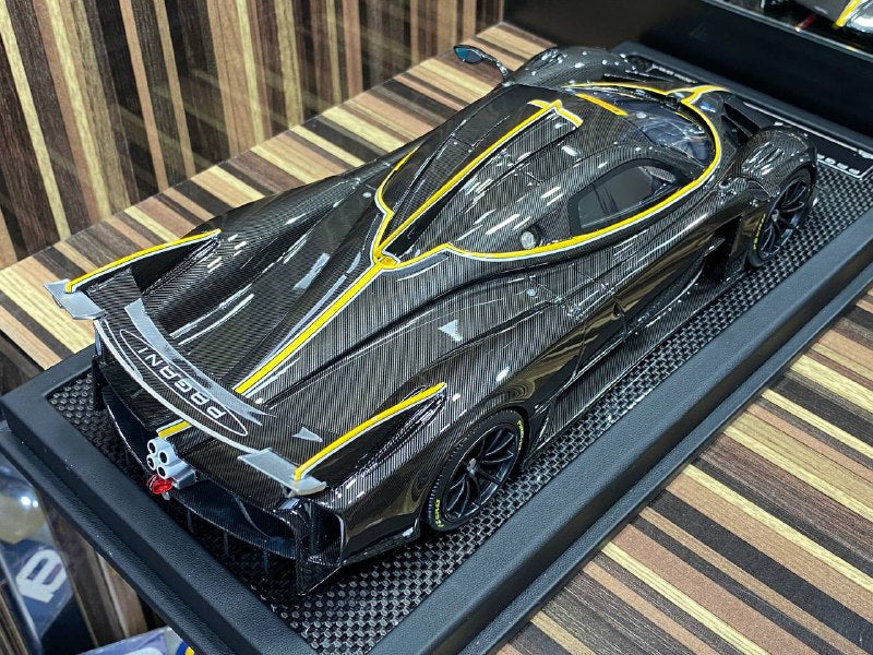 Pagani Huayra R VIP Models