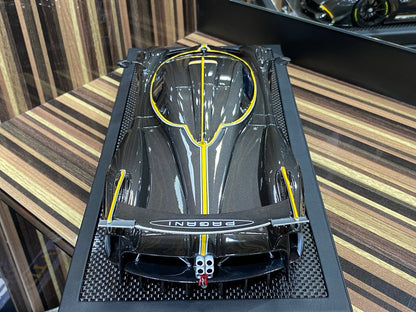 Pagani Huayra R VIP Models