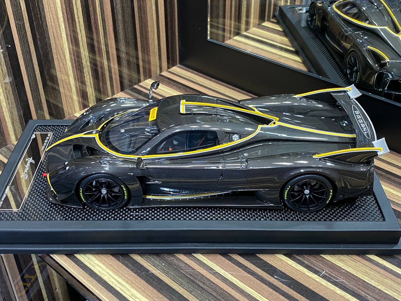 Pagani Huayra R VIP Models