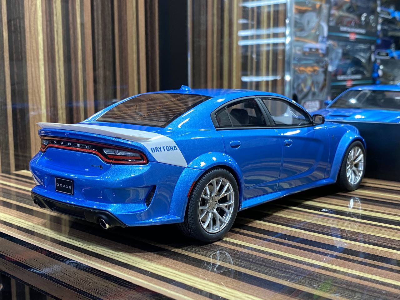 1/18 Diecast Dodge Charger SRT Hellcat Blue GT Spirit Scale Model