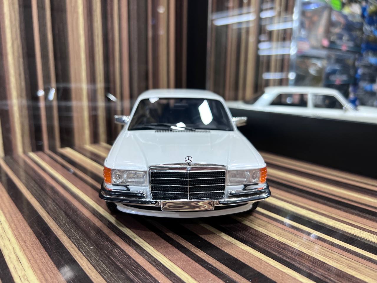 Mercedes-Benz 450 SEL 6.9 AMG IVY Models