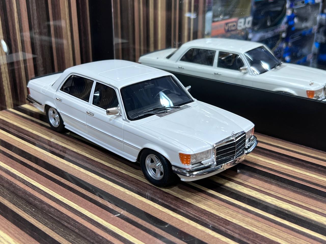 Mercedes-Benz 450 SEL 6.9 AMG IVY Models