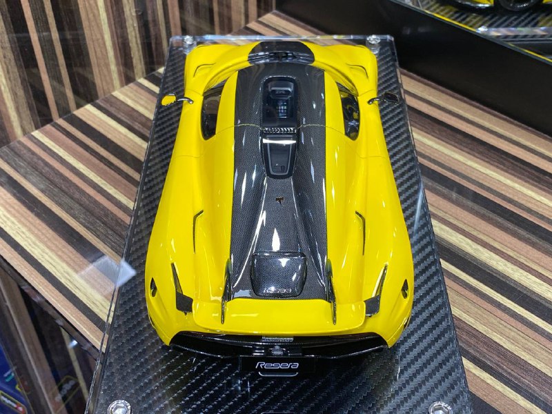 Koenigsegg Regera Front Art