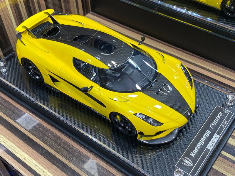 Koenigsegg Regera Front Art