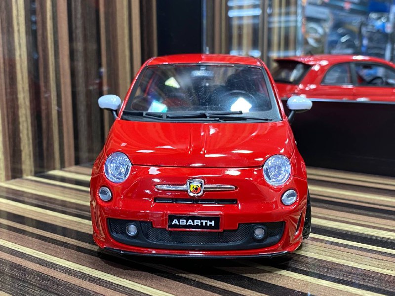 1/18 Diecast Abarth 500 Burago Scale Model Car
