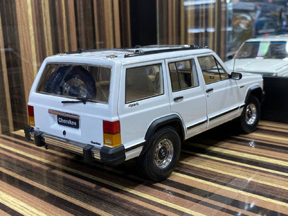 1/18 Jeep 1985 Cherokee White Model Car|Sold in Dturman.com Dubai UAE.