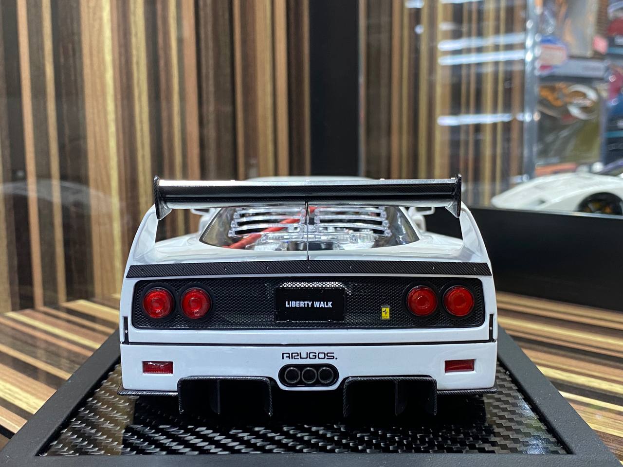 1/18 Ferrari F40 LB Performance White by VIP Models|Sold in Dturman.com Dubai UAE.
