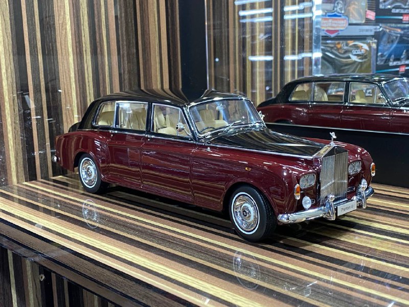 1/18 Diecast Rolls-Royce Phantom VI Kyosho Scale Model Car|Sold in Dturman.com Dubai UAE.