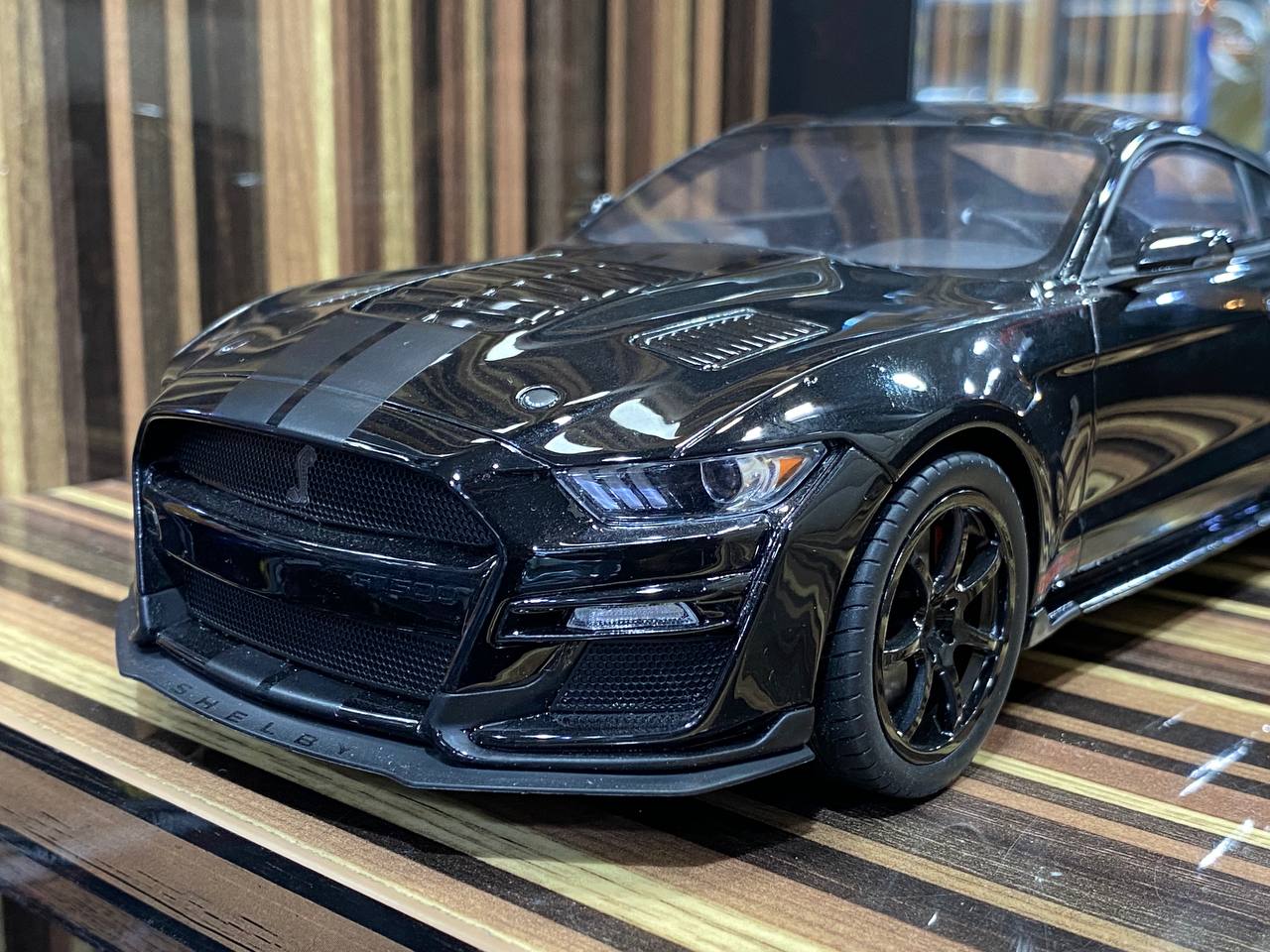 1/18 Diecast Ford Mustang Shelby GT500 Dragon Snake GT Spirit Scale Model Car - Diecast model car by dturman.com - GT Spirit|Sold in Dturman.com Dubai UAE.