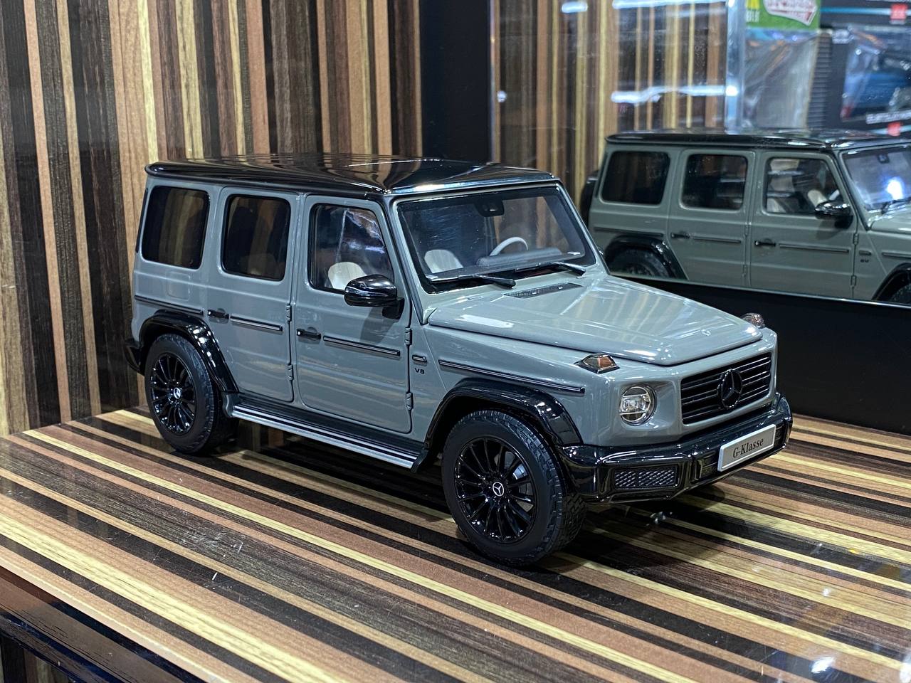 Mercedes-Benz G 63 AMG Line W463 Dealer Edition -  Minichamps