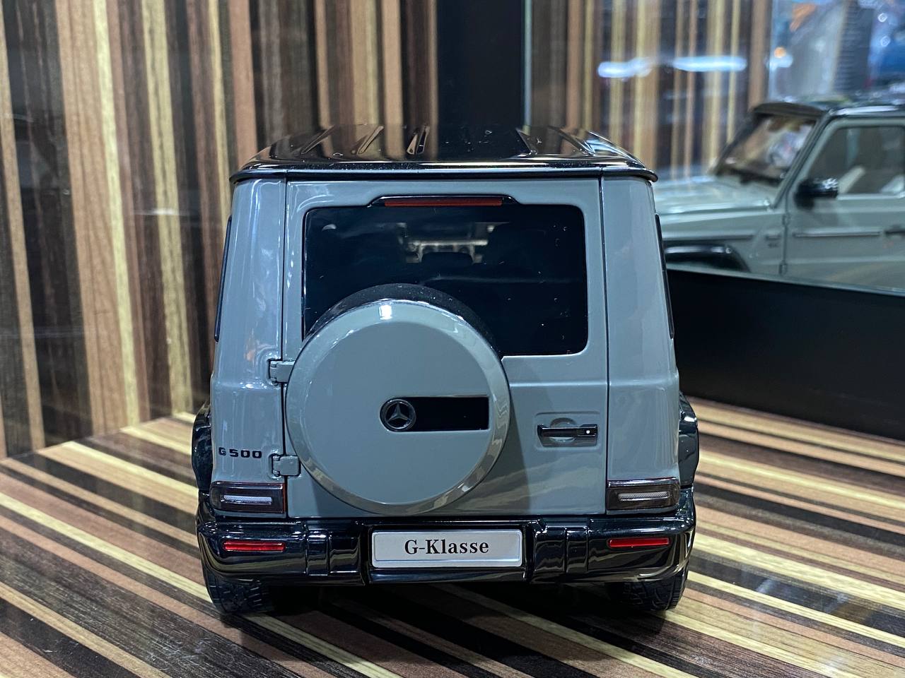 Mercedes-Benz G 63 AMG Line W463 Dealer Edition -  Minichamps