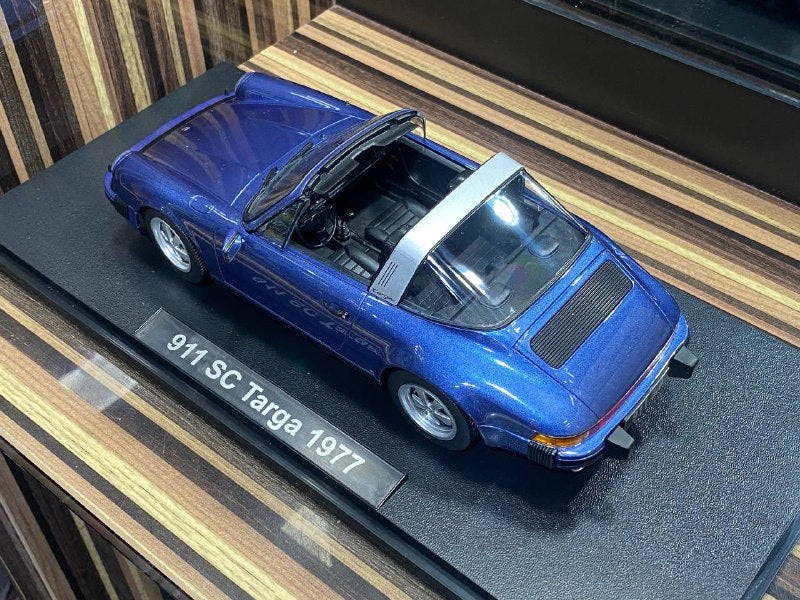 1/18 Diecast 2021 Ford Bronco Wildtrak Black Miniature Model car by Maisto|Sold in Dturman.com Dubai UAE.