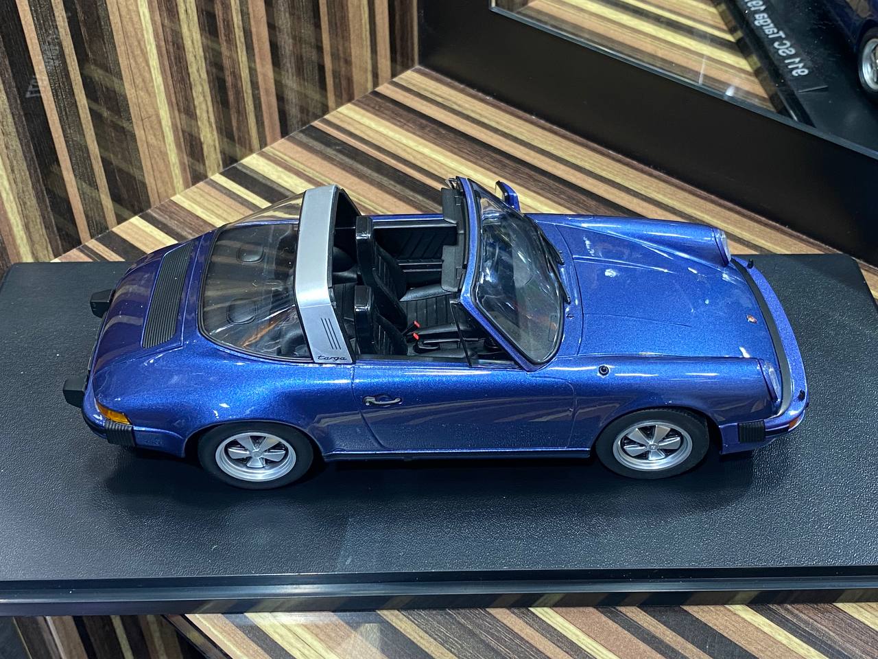 1/18 Diecast 2021 Ford Bronco Wildtrak Black Miniature Model car by Maisto|Sold in Dturman.com Dubai UAE.