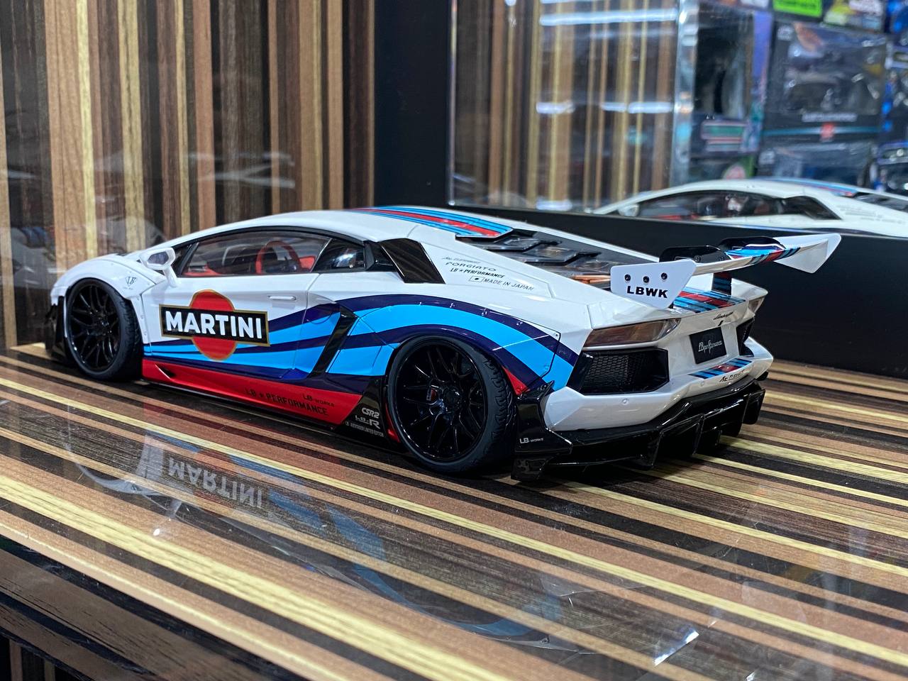 1/18 Diecast Lamborghini Aventador Liberty Walk White AutoArt Scale Model Car|Sold in Dturman.com Dubai UAE.