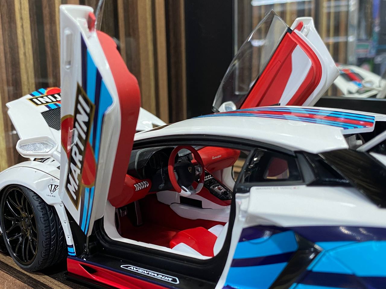1/18 Diecast Lamborghini Aventador Liberty Walk White AutoArt Scale Model Car|Sold in Dturman.com Dubai UAE.