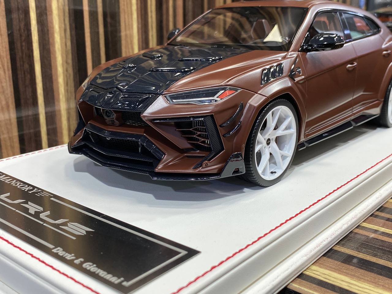 1/18 Resin Lamborghini Urus MANSORY Davis & Giovanni Gloss Brown|Sold in Dturman.com Dubai UAE.