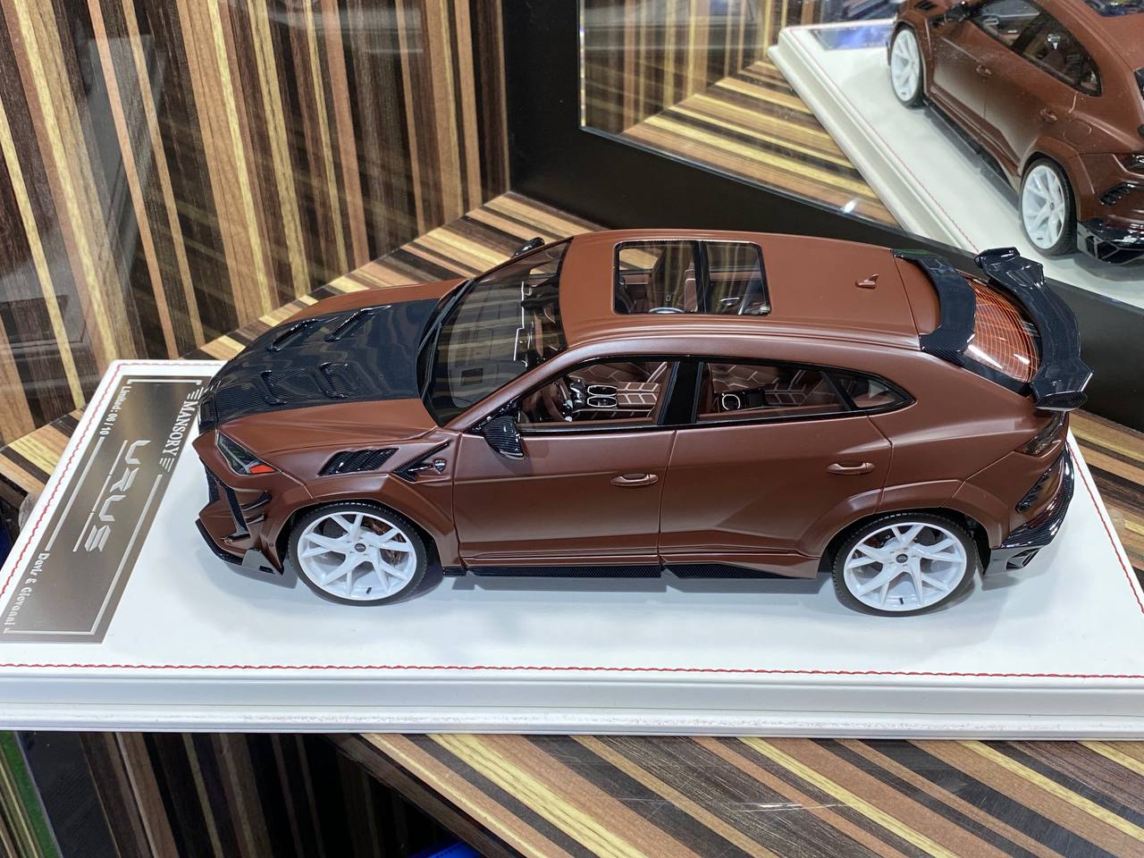 1/18 Resin Lamborghini Urus MANSORY Davis & Giovanni Gloss Brown|Sold in Dturman.com Dubai UAE.