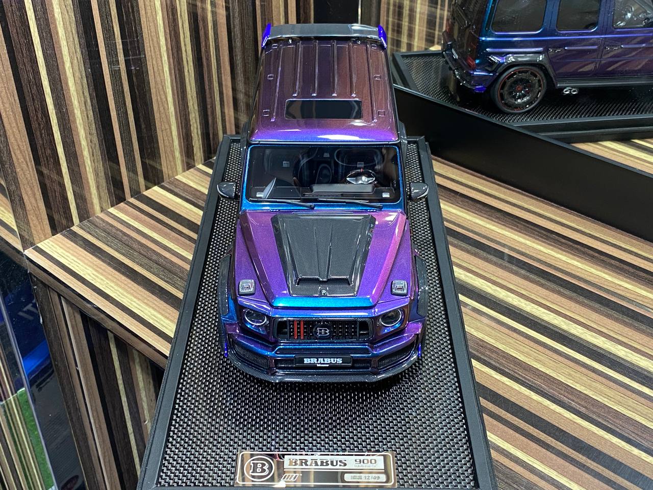 Mercedes-Benz Brabus 900 Rocket Chameleon MotorHelix