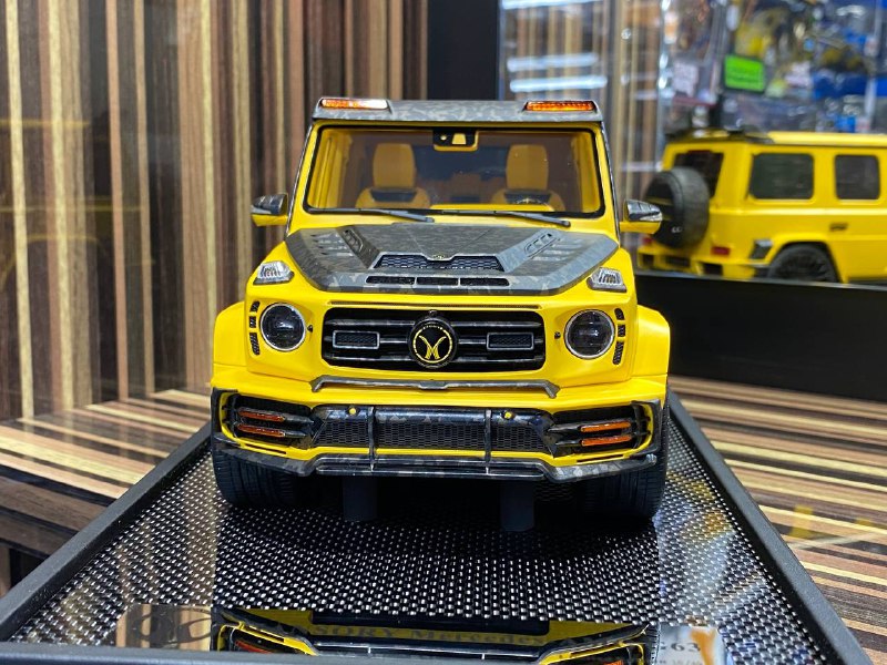 Mercedes-Benz G63 MANSORY  Yellow Motorhelix