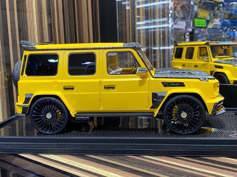 Mercedes-Benz G63 MANSORY  Yellow Motorhelix