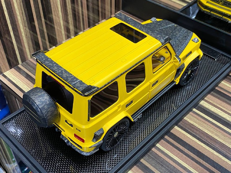 Mercedes-Benz G63 MANSORY  Yellow Motorhelix