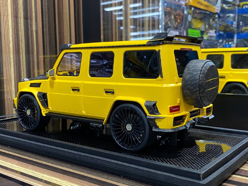 Mercedes-Benz G63 MANSORY  Yellow Motorhelix