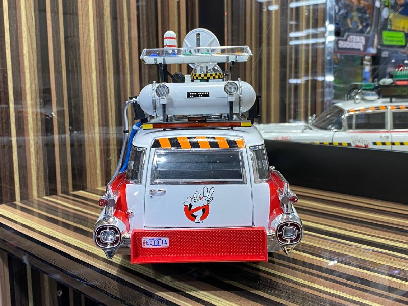 Ghostbusters II Cadillac  ECTO-1A HOT WHEELS Elite