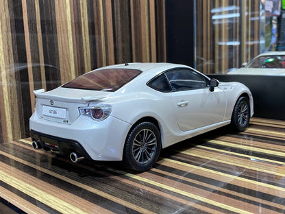 1/18 Diecast Toyota GT86 2012 White Century Dragon Scale Model Car|Sold in Dturman.com Dubai UAE.