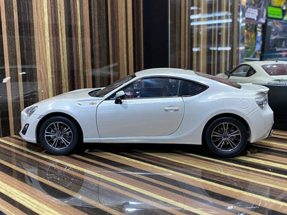 1/18 Diecast Toyota GT86 2012 White Century Dragon Scale Model Car|Sold in Dturman.com Dubai UAE.