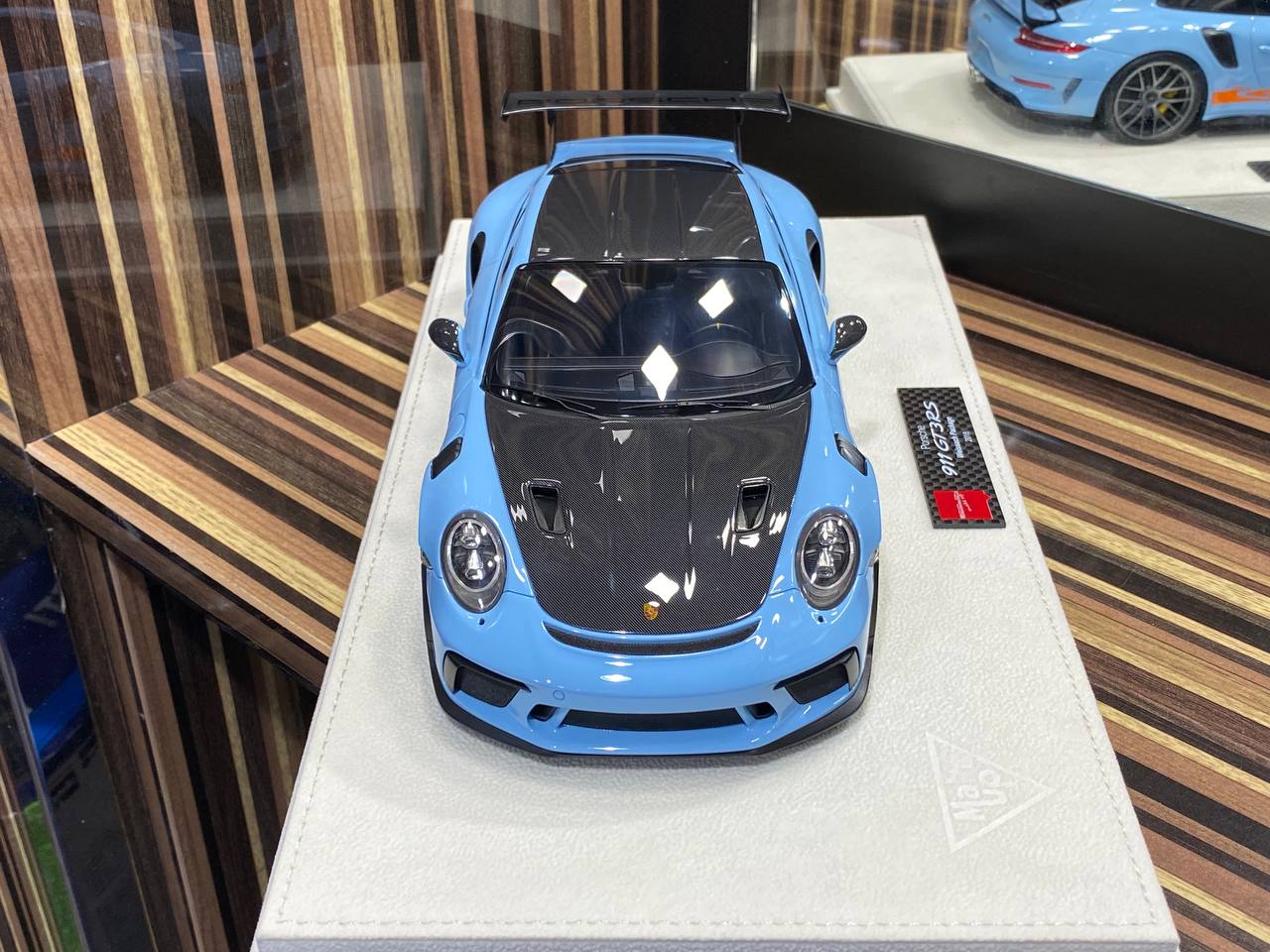 1/18 Porsche 911 GT3 RS 2018 Gulf Blue Make Up|Sold in Dturman.com Dubai UAE.