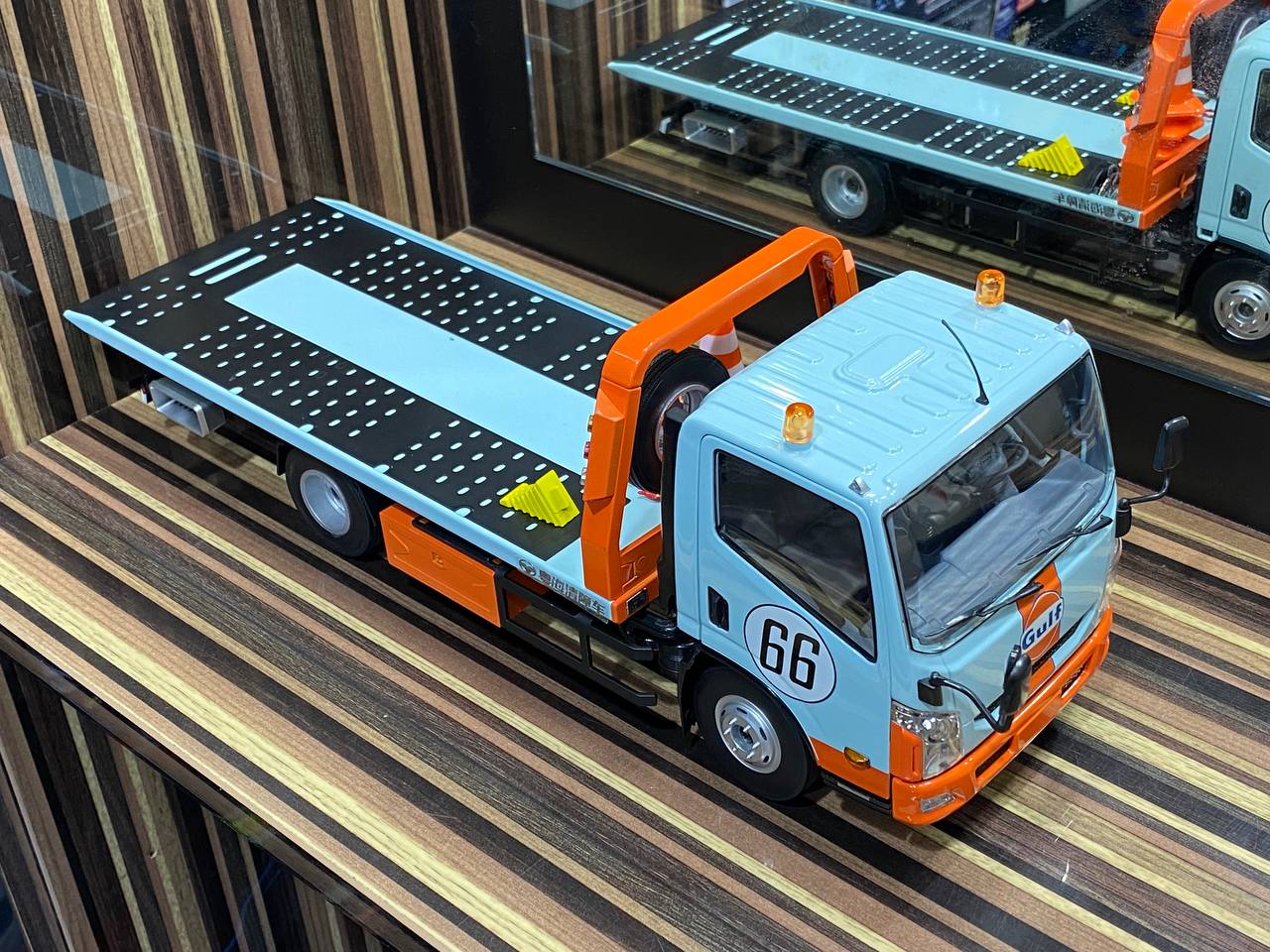 1/18 Diecast Miniature Flat Bed Tow Truck Gulf Gulf Blue DBGT Model|Sold in Dturman.com Dubai UAE.