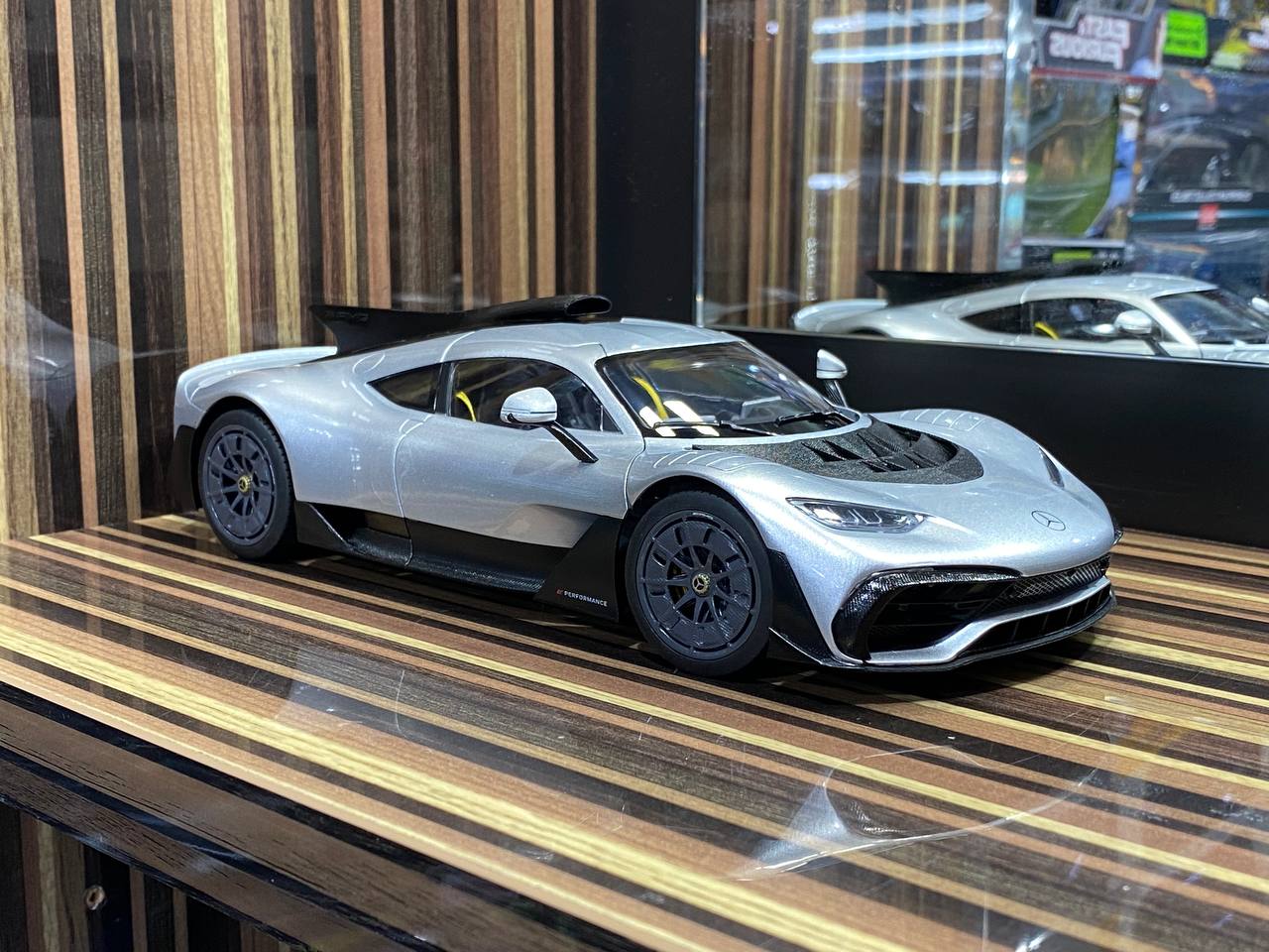 Dturman - Online Diecast car store Dubai