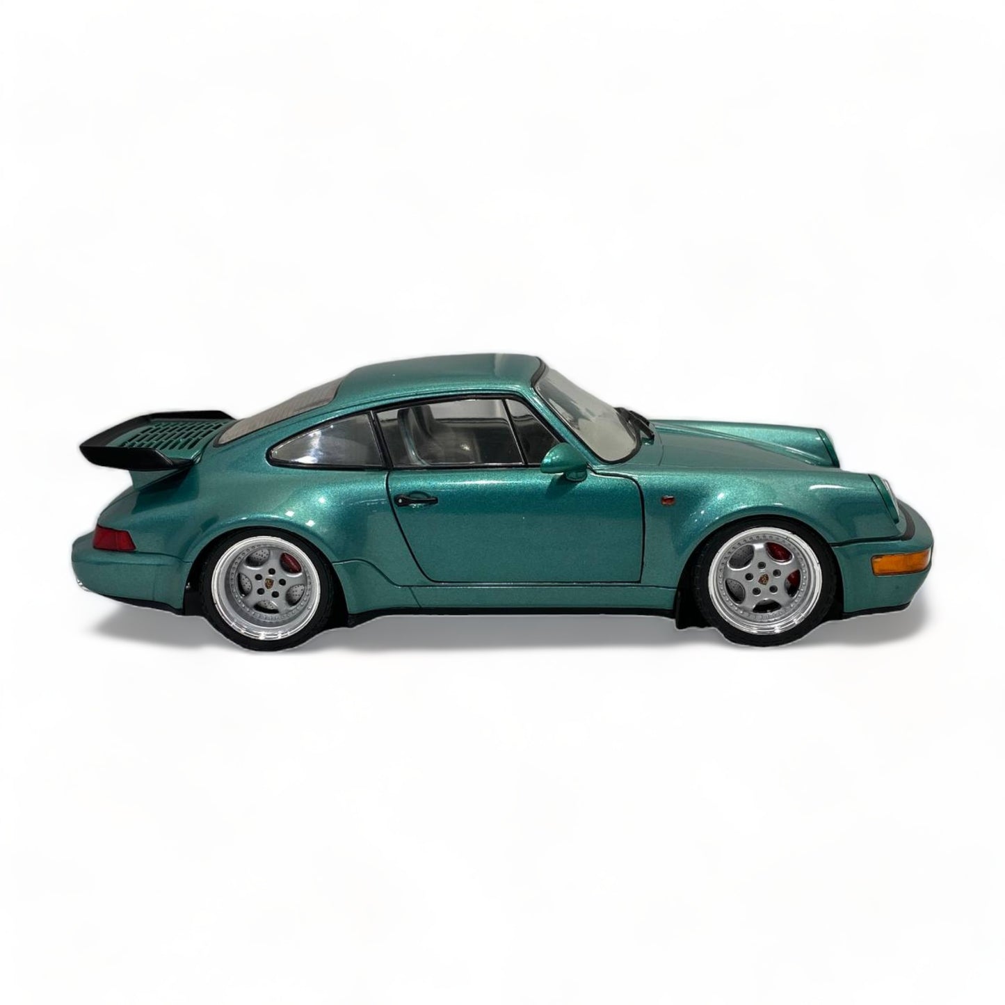 1/18 Diecast Porsche 911 Turbo 964 Green by Solido Model Car|Sold in Dturman.com Dubai UAE.