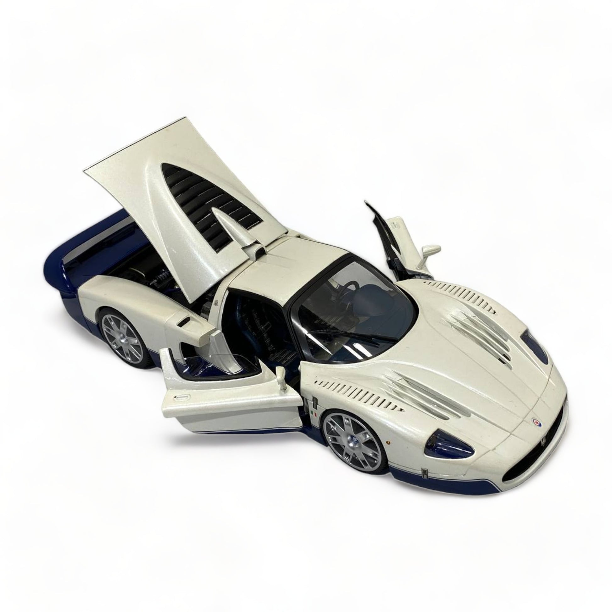 Maserati MC12 Hot Wheels 1/18 – Modèle réduit de collection avec boîte - Collection Maserati MC12 Hot Wheels 1/18 – Modèle réduit de collection avec boîte - Collection