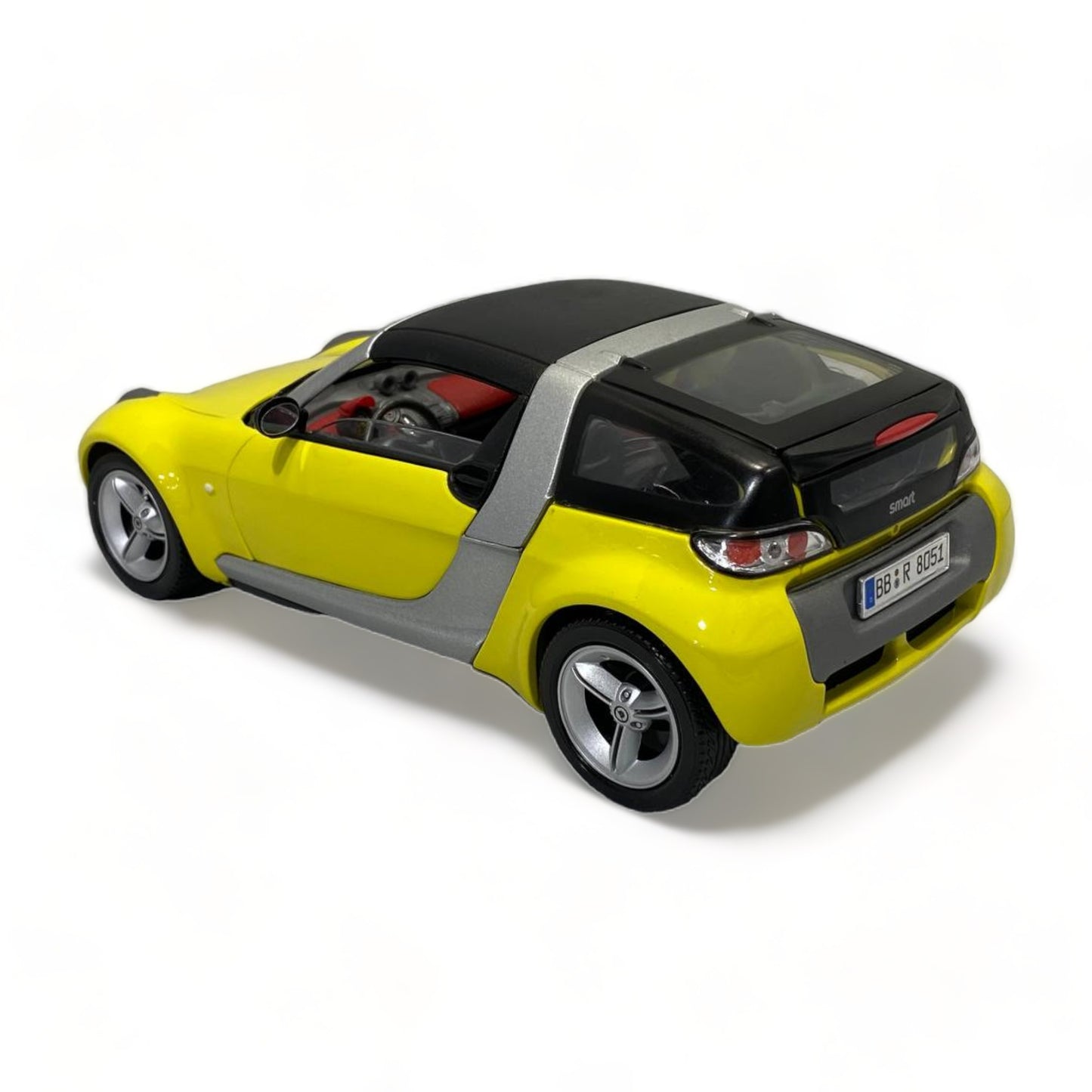 1/18 Diecast SMART Road Ster COUPE YELLOW 1/18 by Bburago Scale Model Car|Sold in Dturman.com Dubai UAE.