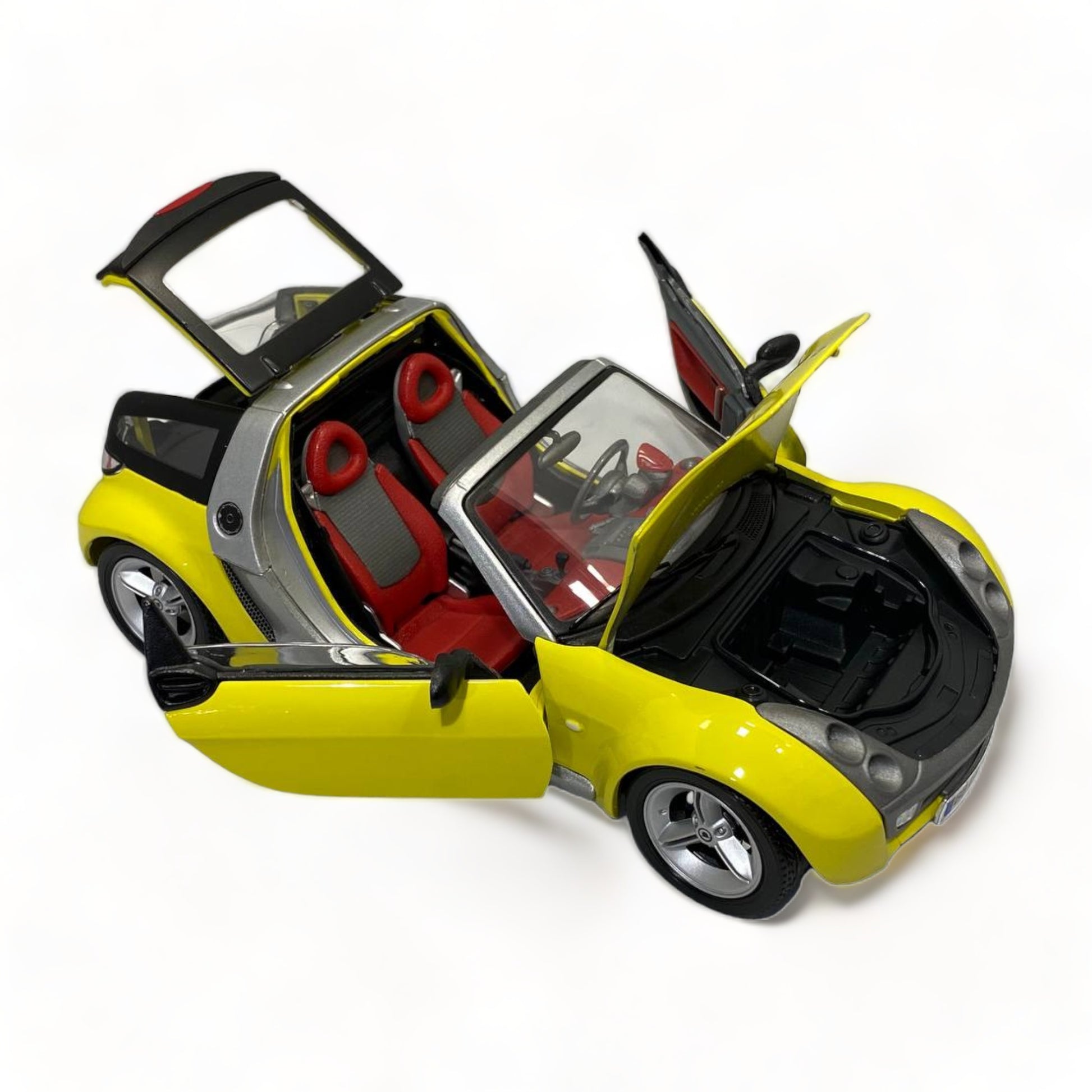 1/18 Diecast SMART Road Ster COUPE YELLOW 1/18 by Bburago Scale Model Car|Sold in Dturman.com Dubai UAE.